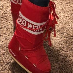 Cherry Red Moon Boots
